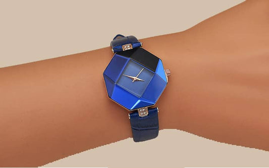 Women's Crystal Quartz Fashion Watch